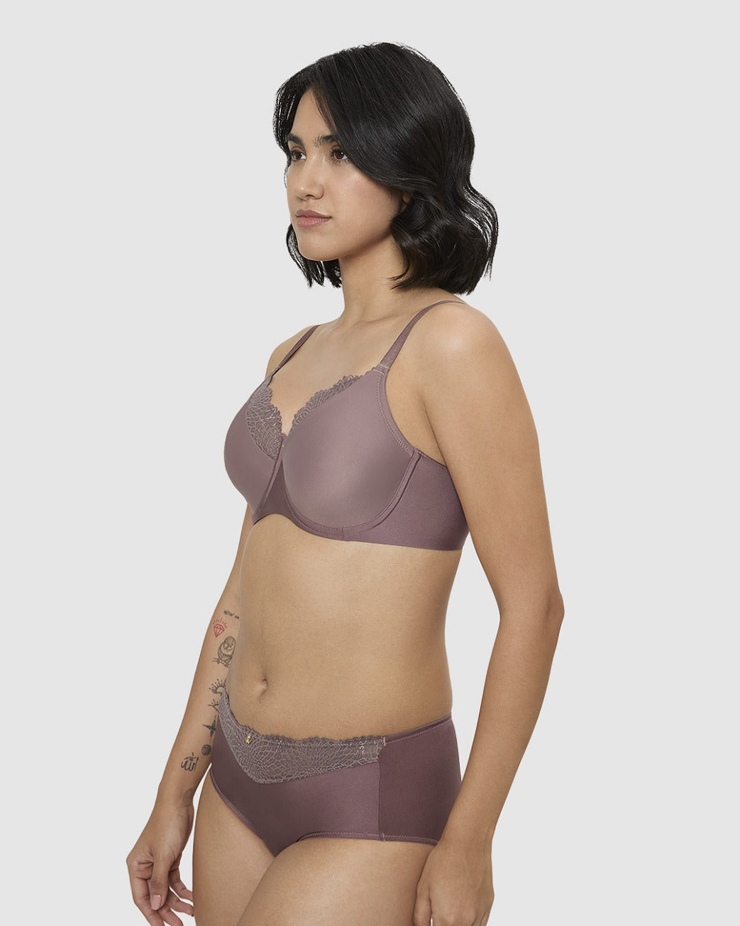 Lacy Sensation W - Image 2