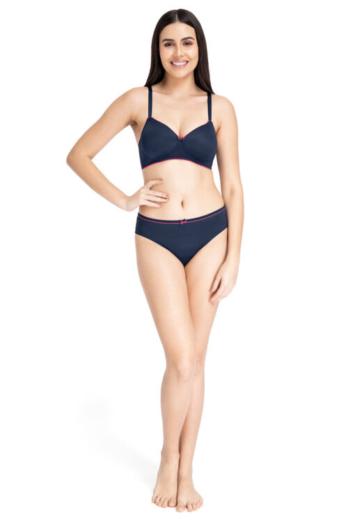 Casual Chic Solid Padded Non-Wired T-Shirt Bra